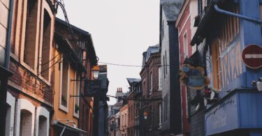 sistema de esgoto de imóveis antigos